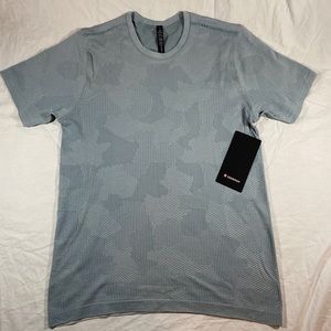 Lululemon Metal vent tech breathe